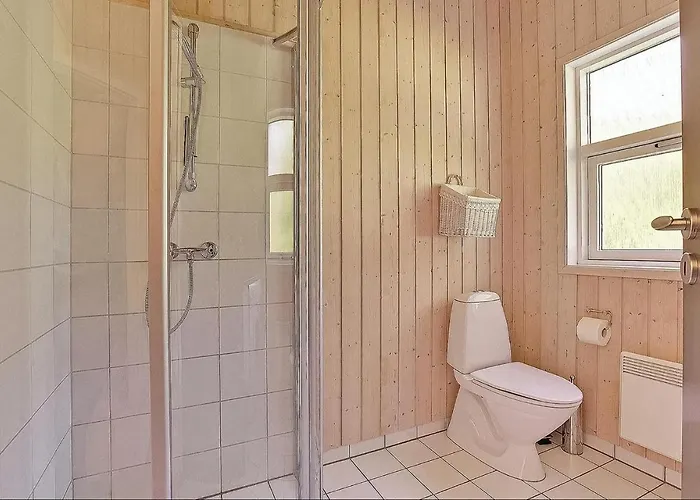 Lovely In With Kitchen *